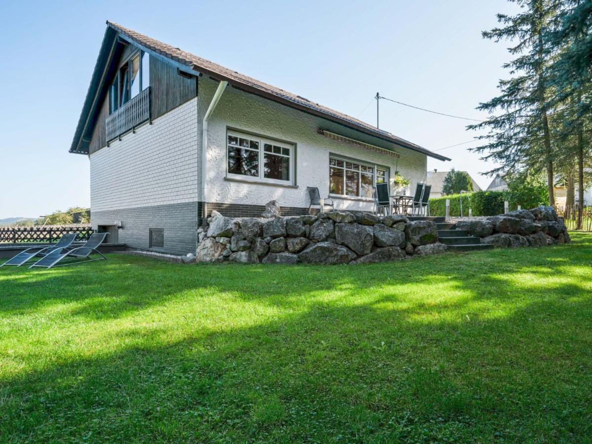 A Detached Holiday Home In A Highly Scenic Area Trierscheid Exteriör bild